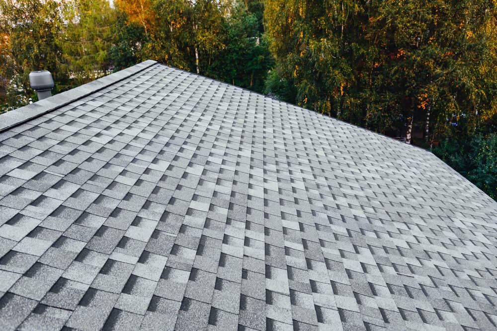 mn contractors can tell the benefits of installing a new roof